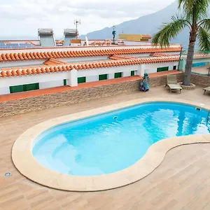 https://apartamentos-la-palmera.in-canary-islands.com